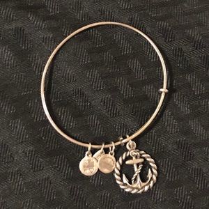 Anchor Bangle